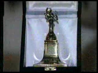 Vdeo da festa da entrega do trofu Sereia de Ouro ao Dr. Waldo Pessoa em 1990