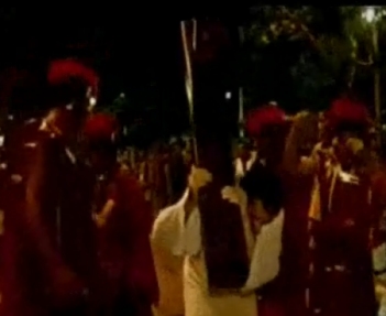 Vdeo com a reportagem exibida pela TV Dirio canal 22 no dia 31/03/2010 sobre a Paixo de Cristo